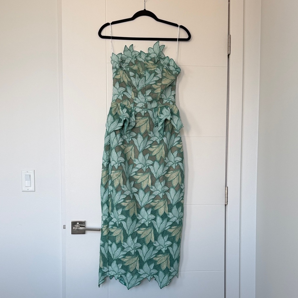 Elliatt Green Leaf Pattern Dress